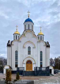 Фотографии из храма Первосвятителей Московских в Горках Ленинских