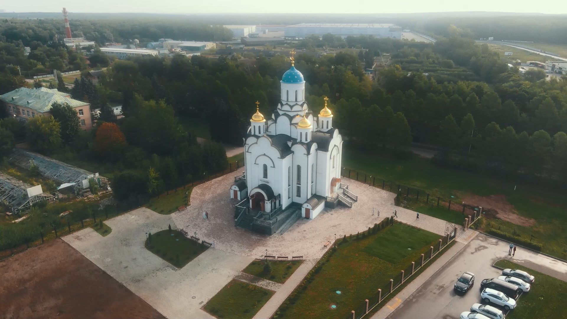 Храм Первосвятителей Московских: Видео храма Первосвятителей Московских в  Горках Ленинских